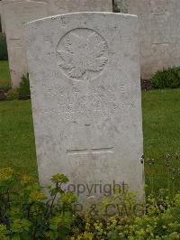 Etaples Military Cemetery - Smyth, E D